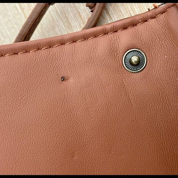 Universal Thread brown crossbody bag - Picture 7 of 14